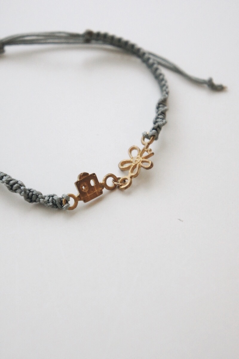 Scratch Bracelet